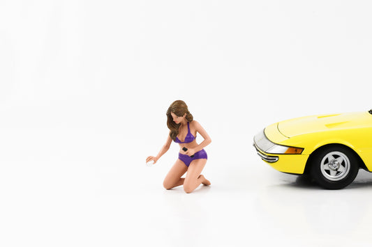 1:18 Figur Bikini Car Wash Girl Alisa American Diorama Figuren