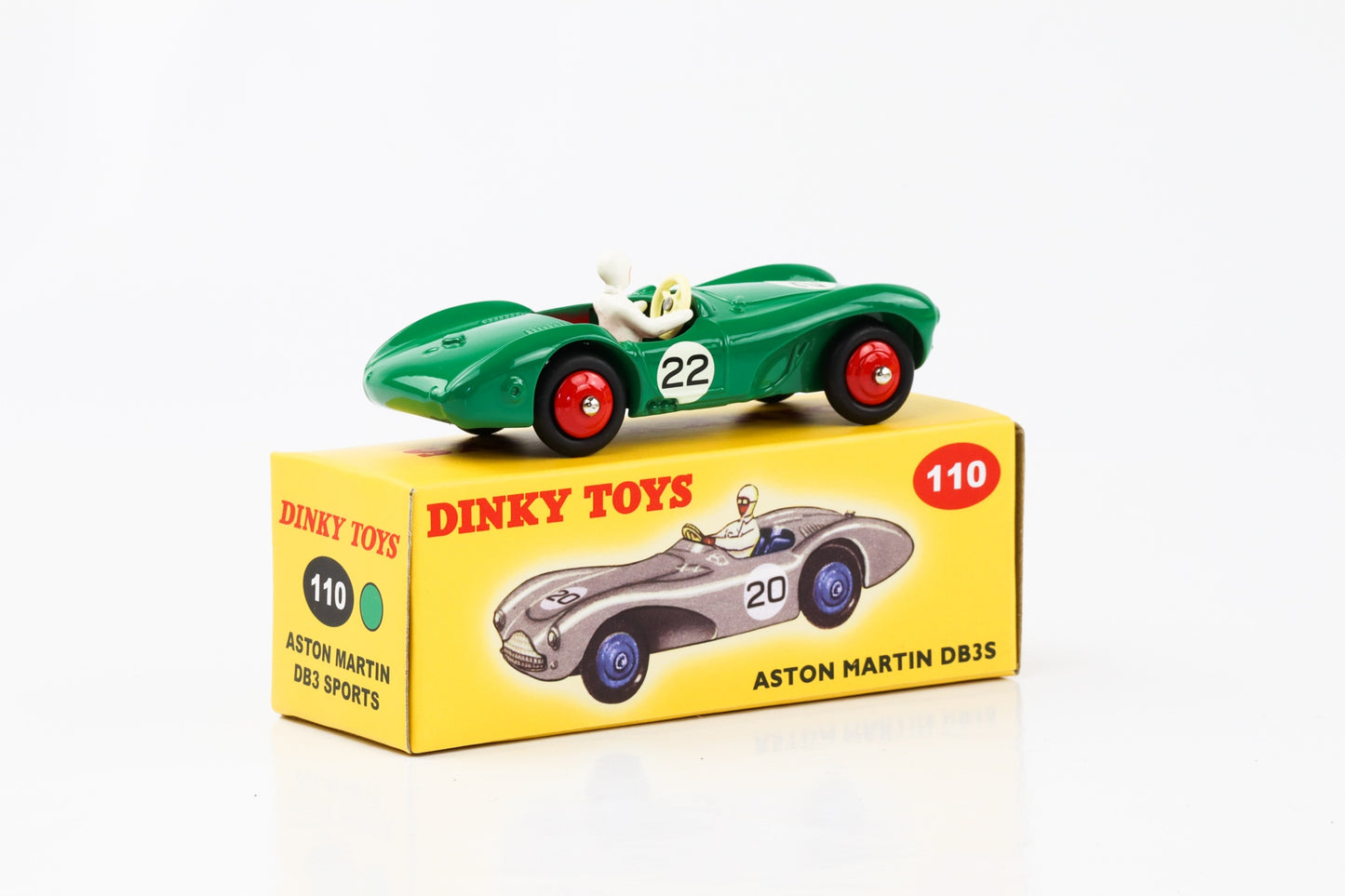 1:43 Aston Martin DB3 Sports #22 green Dinky Toys DeAgostini 110