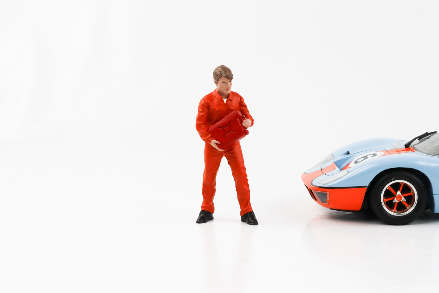 1:18 Figure Mechanic Dan with Canister Suit Orange American Diorama Figures