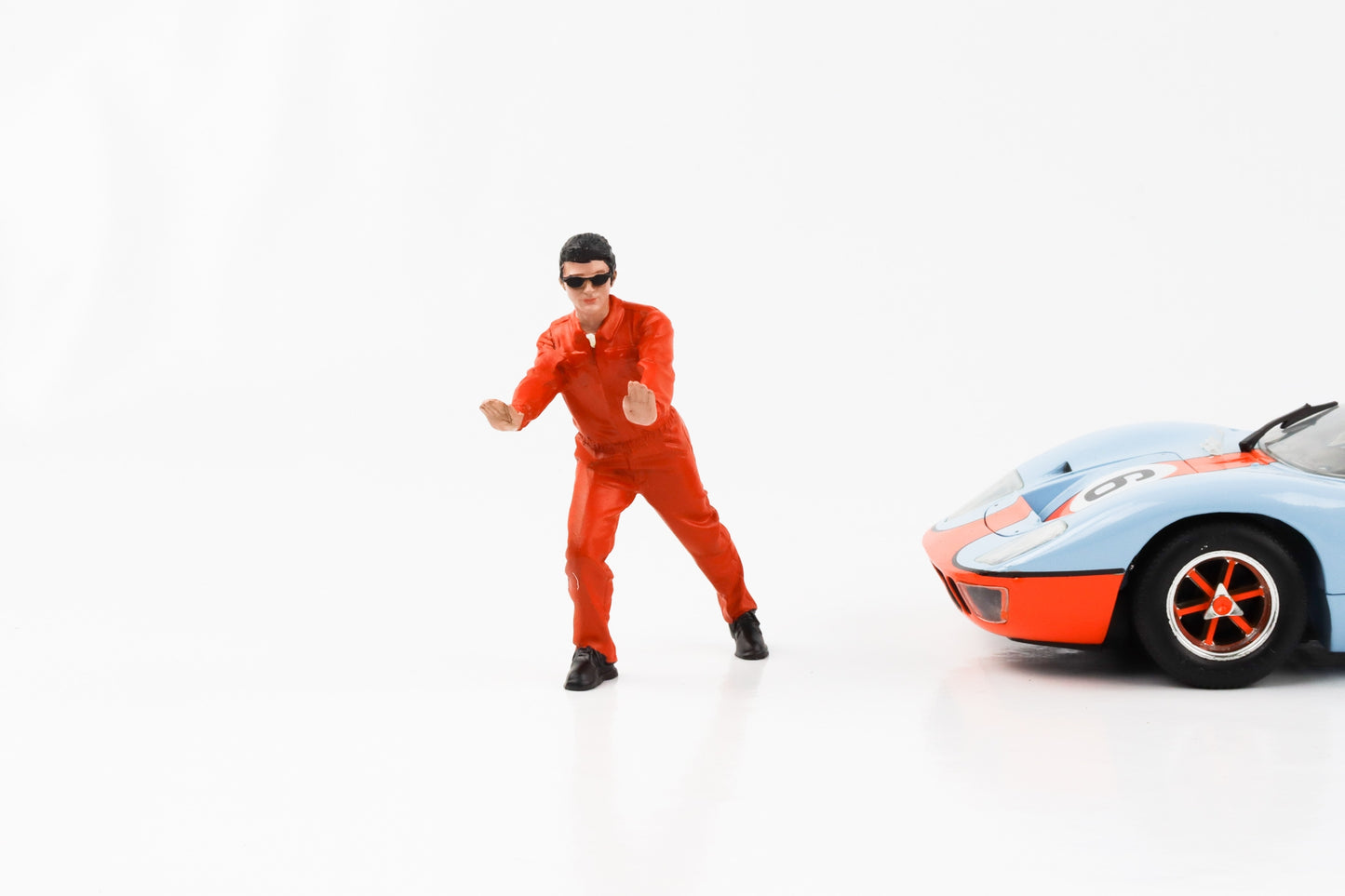 1:18 Figure Mechanic Ken Pushing Suit Orange American Diorama Figures