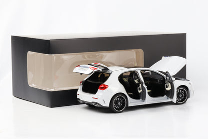 1:18 Mercedes-Benz W177 Clase A AMG Line digital blanco Norev Concesionario