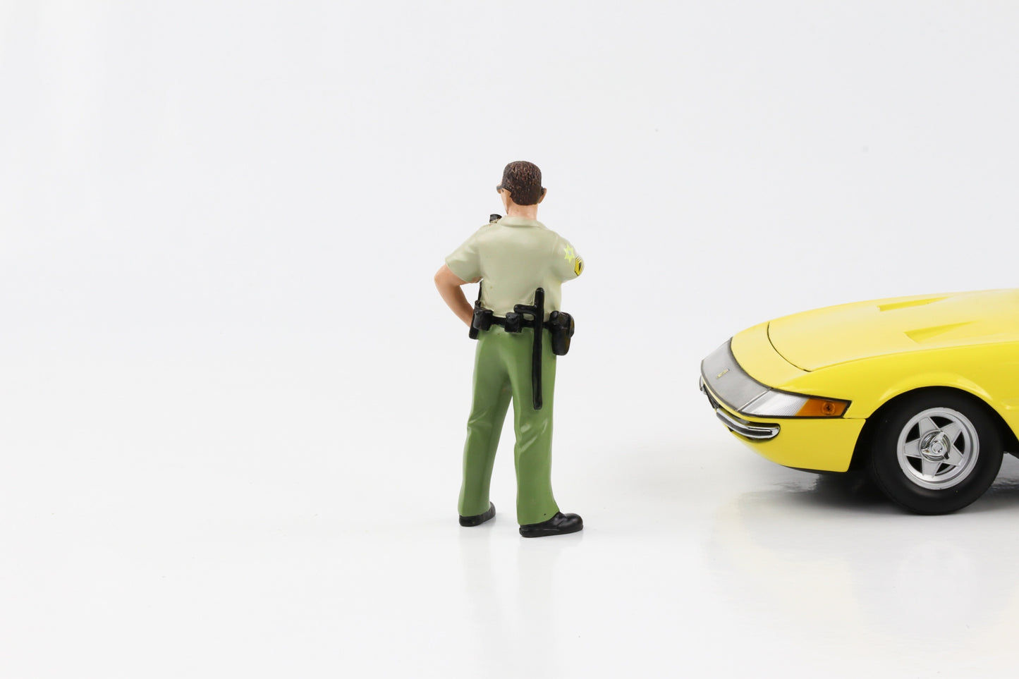1:18 Figure Highway Patrol Officer Brad American Diorama Figures